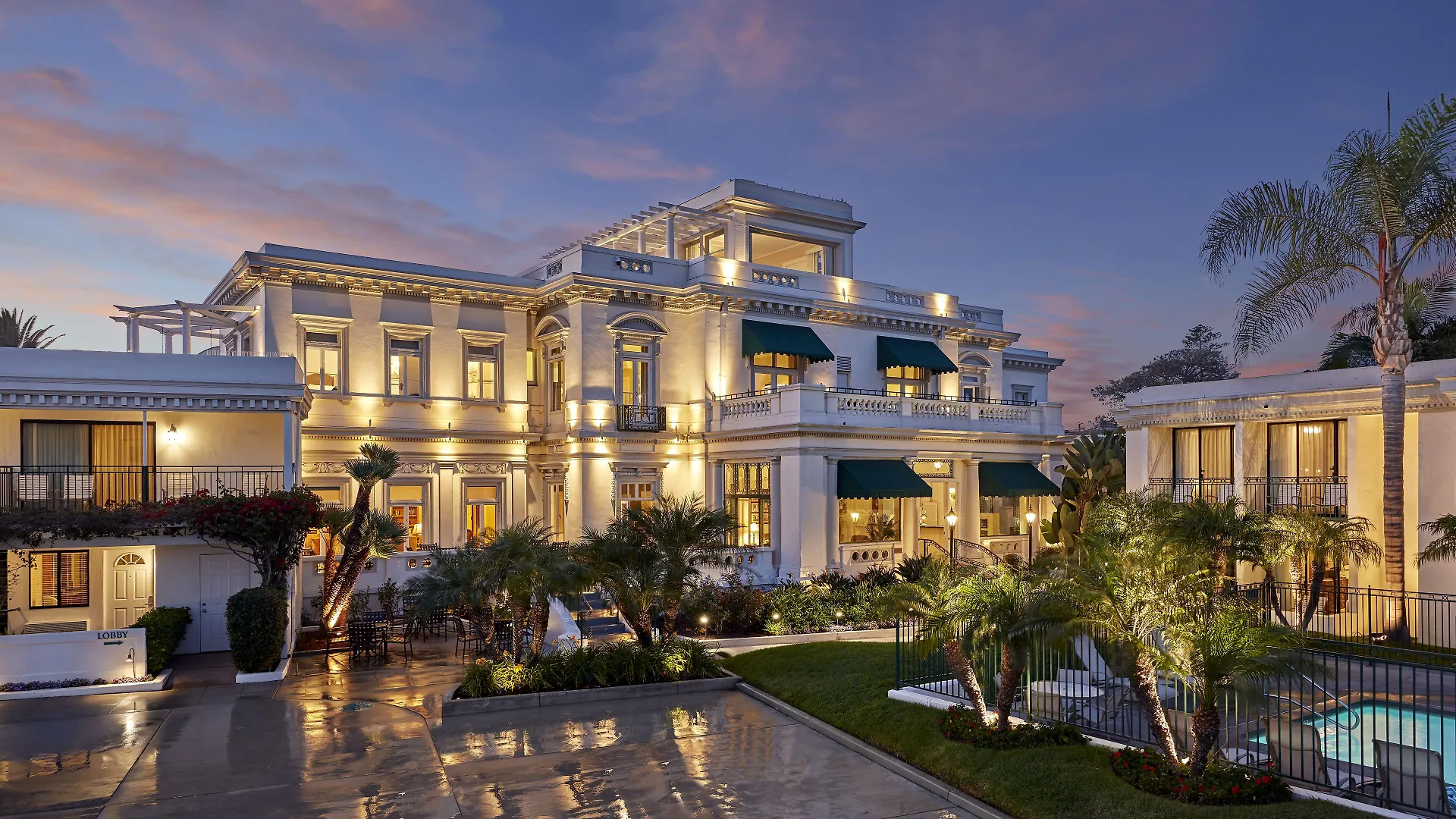 4 Coronado Hotels Worth Booking Near San Diego Airport