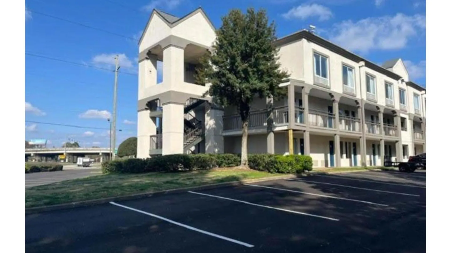 4 Airport Hotels Near Chamblee Plaza Shopping Center That Stand Out