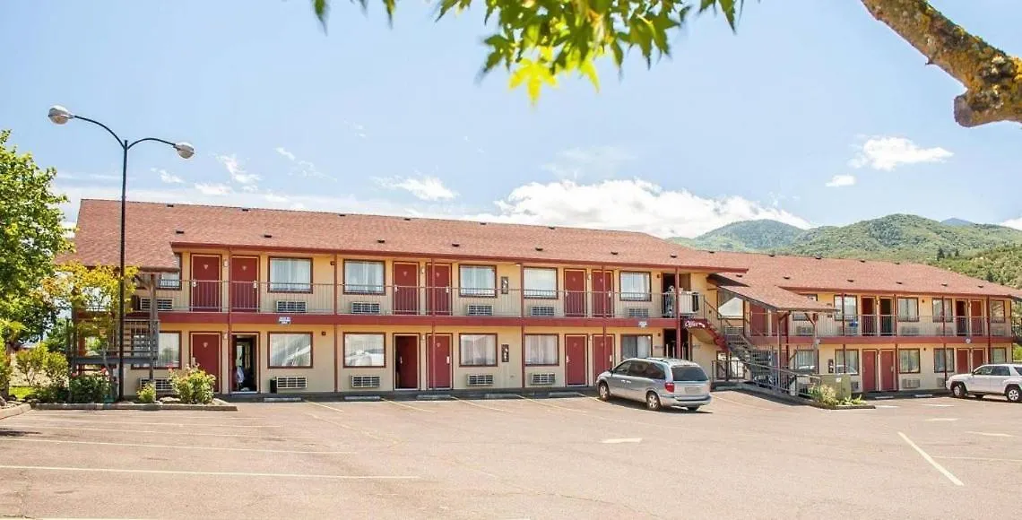 4 Smart Hotels Near ScienceWorks Museum Worth Booking