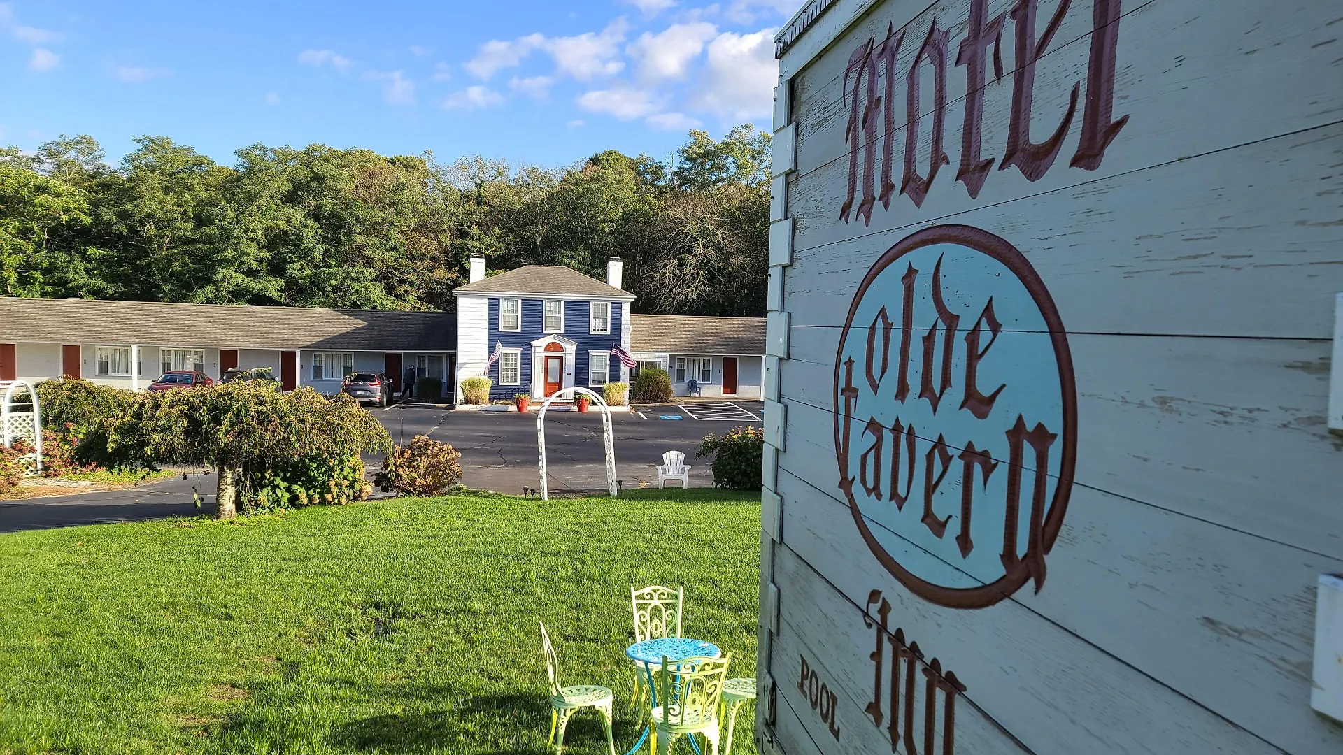 7 Couples Hotels Close to Nickerson State Park, Brewster