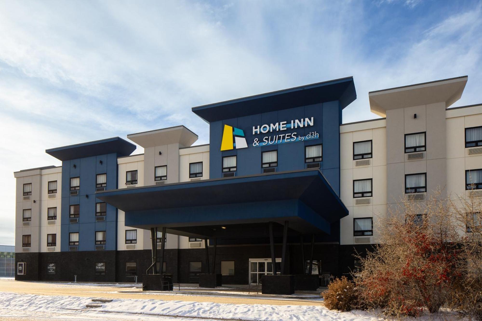 Staying Near TCU Place, Saskatoon: 4 Hotels Compared