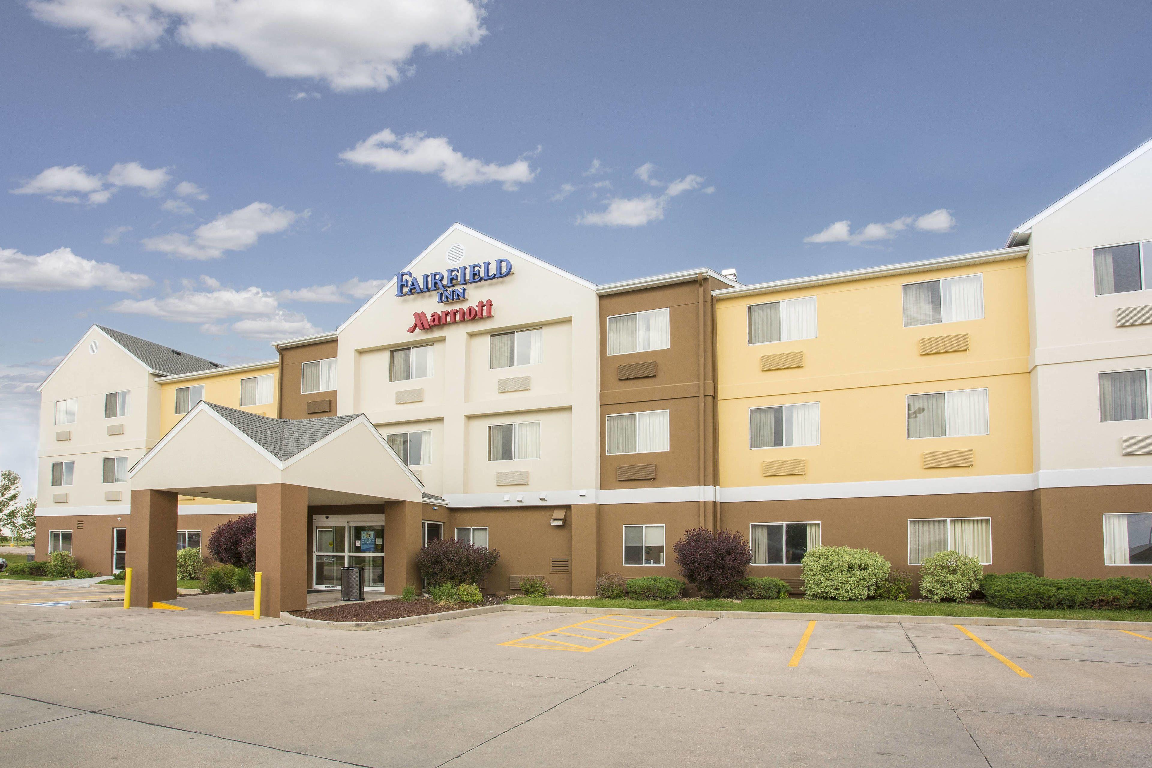 4 Fairfield Inn Hotels in Colorado That Stand Out